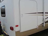2007 Keystone Laredo Photo #5