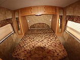 2005 Keystone Laredo Photo #17