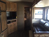 2015 Keystone Laredo Photo #3