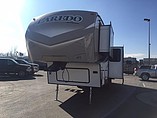 2015 Keystone Laredo Photo #11