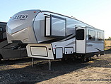 15 Keystone Laredo