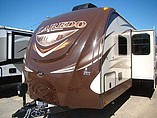 2015 Keystone Laredo Photo #2