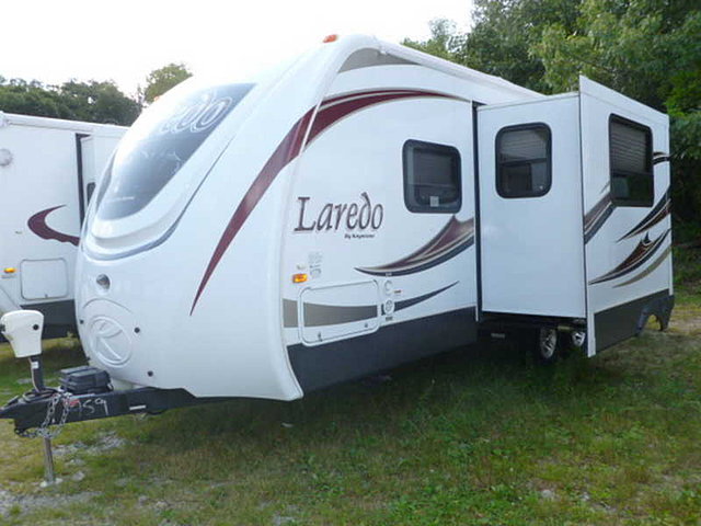 2013 Keystone Laredo Photo
