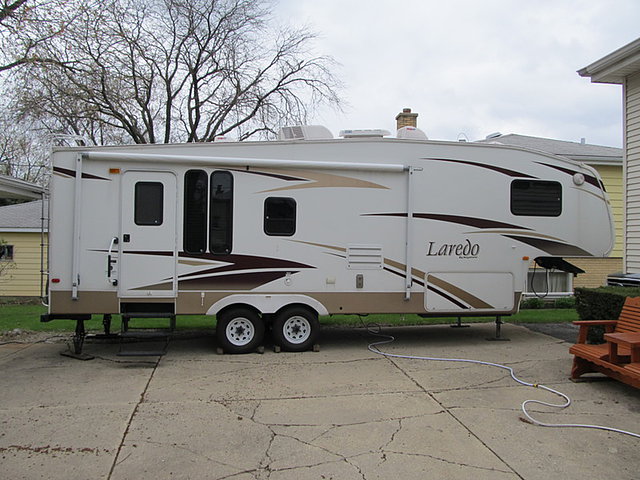 2007 Keystone Laredo Photo