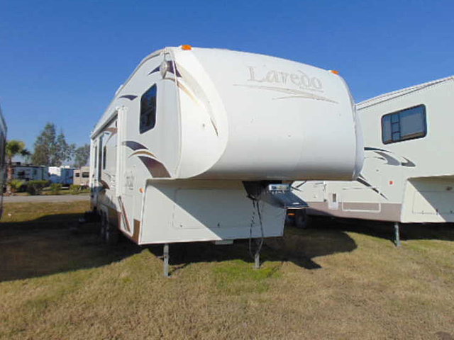 2008 Keystone Laredo Photo