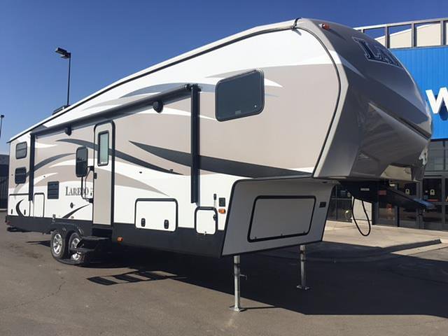 15 Keystone Laredo