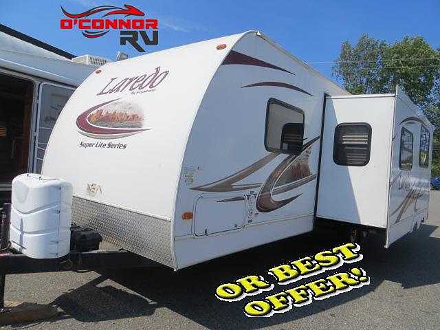 2011 Keystone Laredo Photo