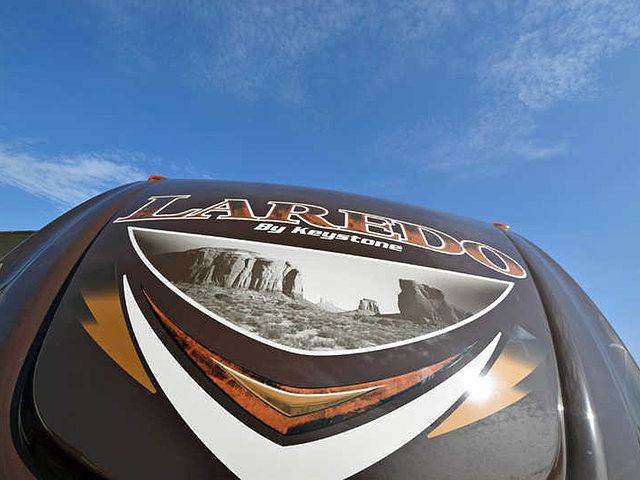 2015 Keystone Laredo Photo