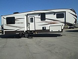 2015 Keystone Laredo Photo #2