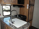 2015 Keystone Laredo Photo #10