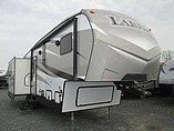 2015 Keystone Laredo Photo #3