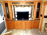 2010 Keystone Laredo Photo #12