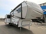 16 Keystone Laredo