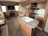 2016 Keystone Laredo Photo #2