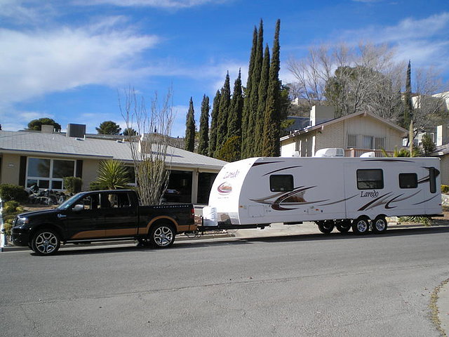 2010 Keystone Laredo Photo