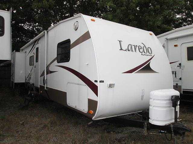 2005 Keystone Laredo Photo
