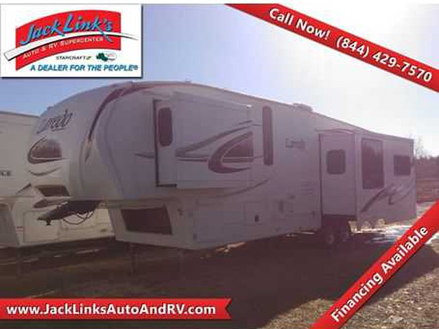 2011 Keystone Laredo Photo