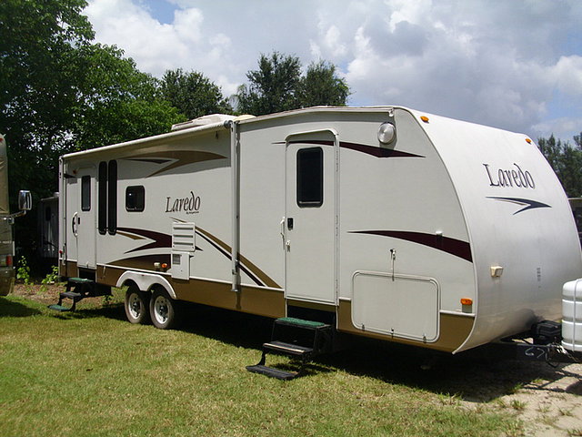 2008 Keystone Laredo Photo