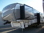 2015 Keystone Laredo Photo #2