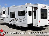 2010 Keystone Laredo Photo #3