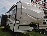 2015 Keystone Laredo Photo #2