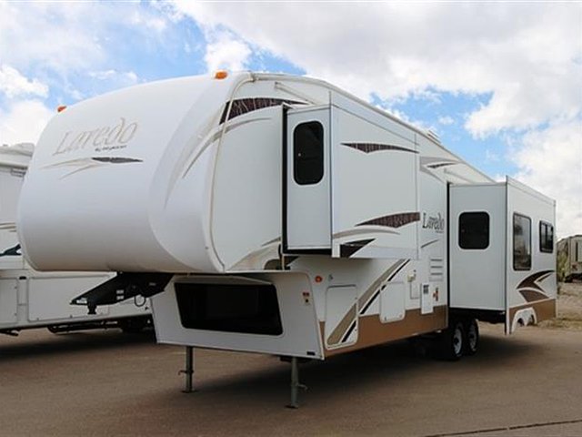 2008 Keystone Laredo Photo