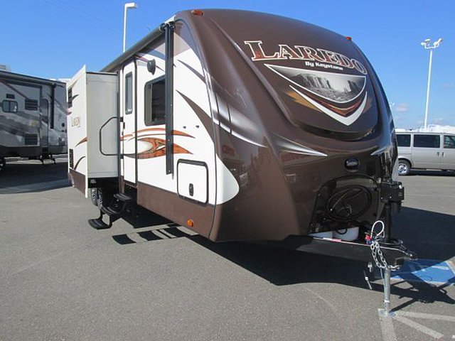 2015 Keystone Laredo Photo