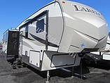 2015 Keystone Laredo Photo #3