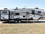2015 Keystone Laredo Photo #3