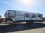 2015 Keystone Laredo Photo #24