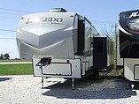 2015 Keystone Laredo Photo #6