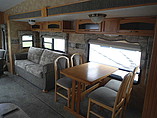 2006 Keystone Laredo Photo #9