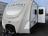 15 Keystone Laredo LHT