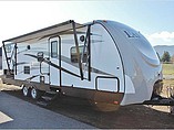 15 Keystone Laredo LHT