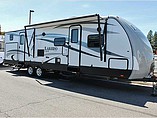 15 Keystone Laredo LHT