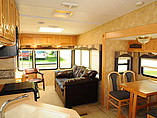 2004 Keystone Laredo Photo #8