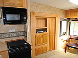 2004 Keystone Laredo Photo #11