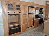 2005 Keystone Montana Photo #2