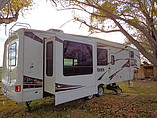 2007 Keystone Montana Photo #2
