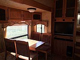 2009 Keystone Montana Photo #8