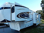 2011 Keystone Montana Photo #7
