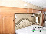 2009 Keystone Montana Photo #8