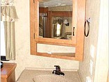 2009 Keystone Montana Photo #9