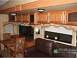 2009 Keystone Montana Photo #17