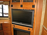 2009 Keystone Montana Photo #11