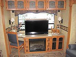 2008 Keystone Montana Photo #6