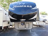 2015 Keystone Montana Photo #2