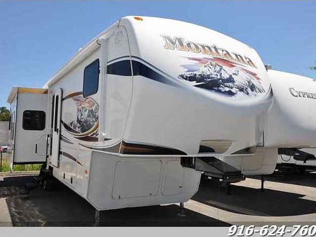 2011 Keystone Montana Photo