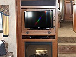 2010 Keystone Montana Photo #17
