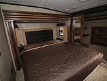 2016 Keystone Montana Photo #3